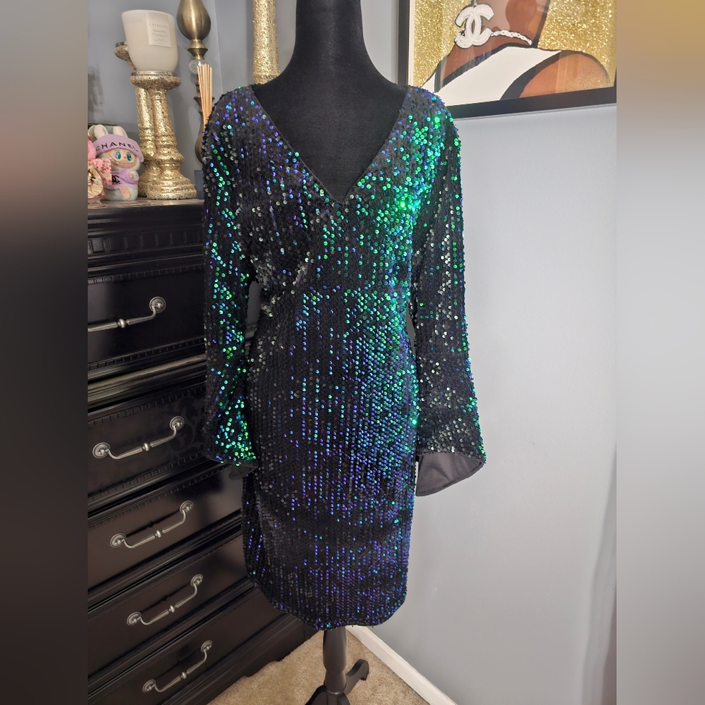 SHEIN Black and Green Sequin Long Sleeve Dress